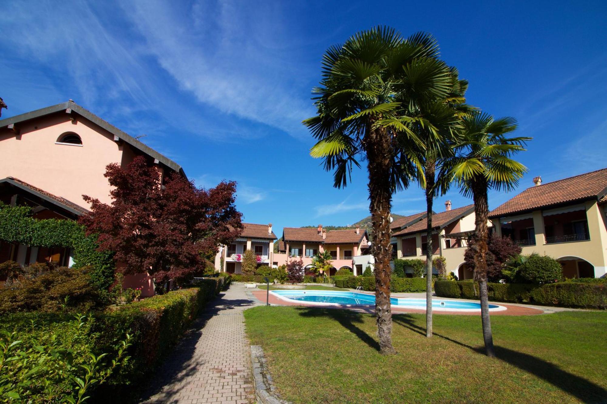 Sunflower Relax Pool And Terrace - Happy Rentals 레사 외부 사진